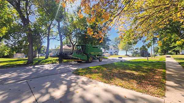 combine harvest elmwood 2023