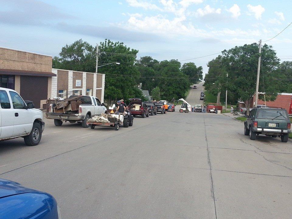 Clean Up - Line of cars2