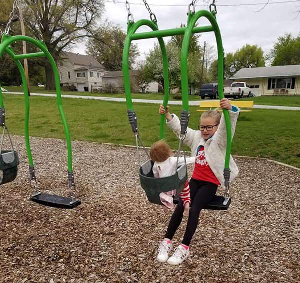 mommyNMeSwings park 1