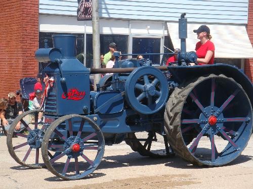 P_blue_tractor