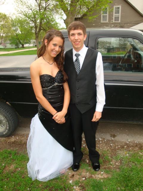 Prom_-_Kalee_and_Cole